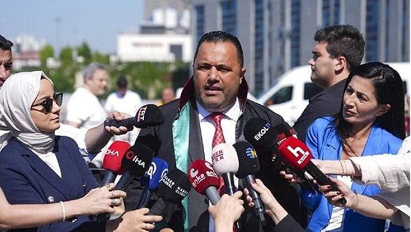Rezan Epözdemir Kimdir?