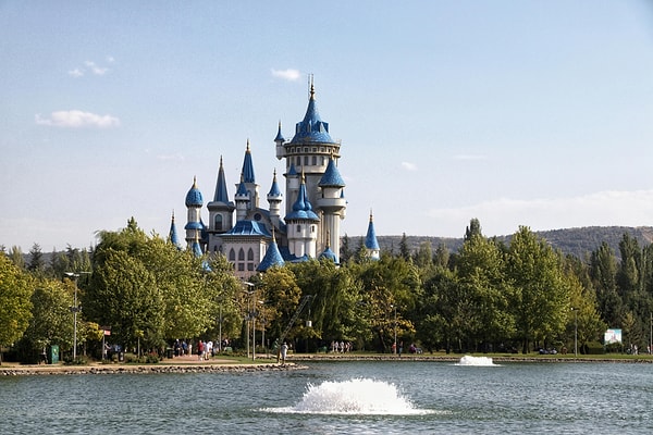 Places to Visit and Experiences in Sazova Park