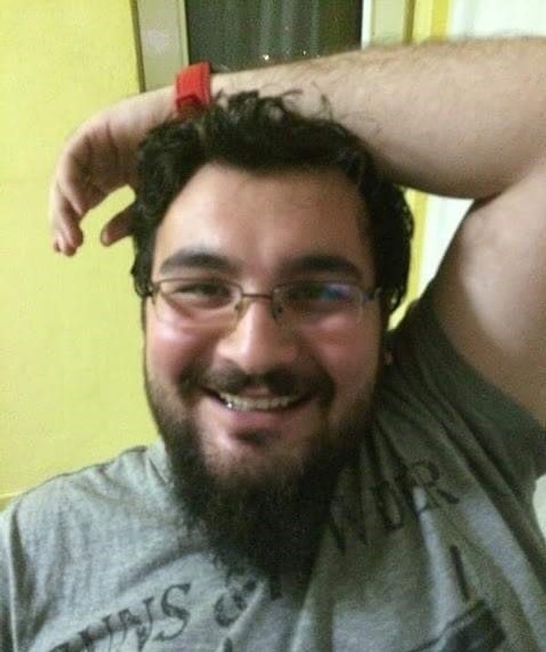 'Toprağı hak etmiyor' diyerek ayağını bağlayıp bidona koymuş