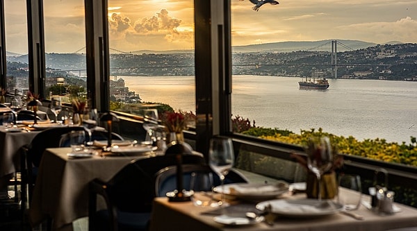 2. Izaka Terrace - Enjoy the View of Old Town Istanbul