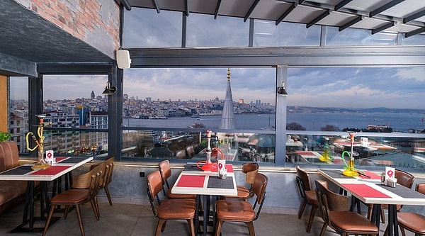 10. Glamour Roof