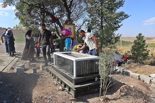 Narin’in ismi okullarda, kütüphanelerde ve parklarda yaşatılıyor.