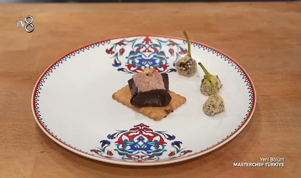 İşte MasterChef Çağlar'ın petibör bisküviyle yaptığı tatlı: