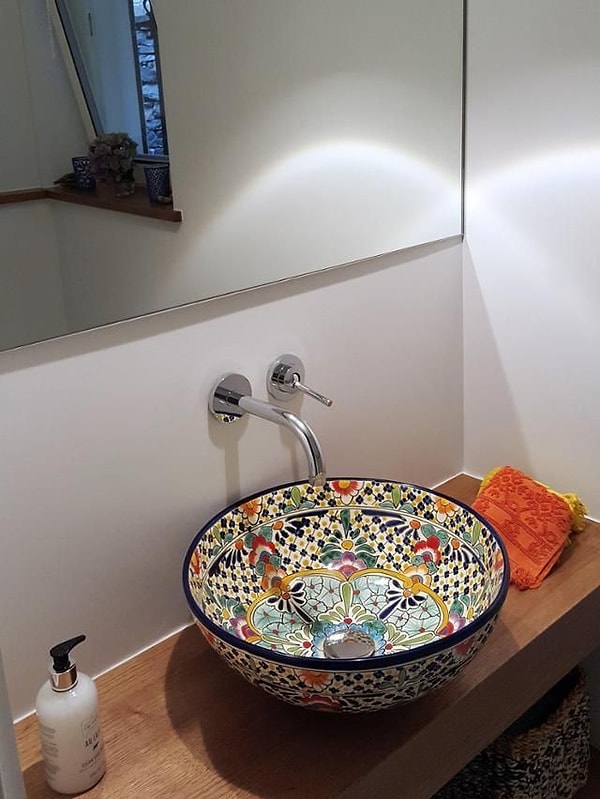 8. Renkli lavabo