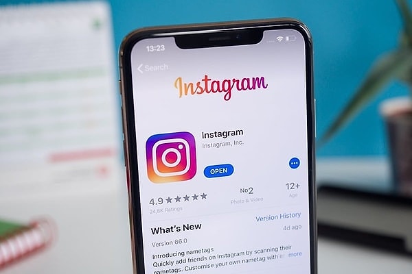 7.99 Euro vererek Instagram'ı reklamsız kullanabileceksiniz.