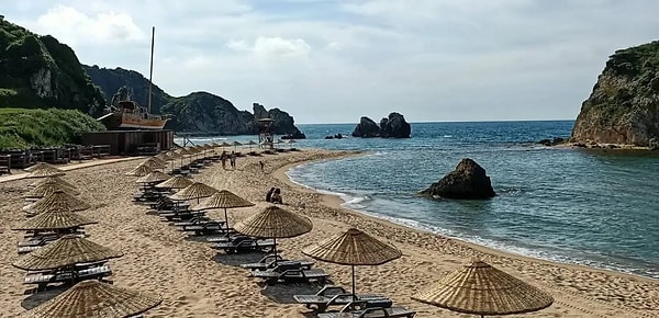 14. Akçakese Beach – Natural Life and Clean Water