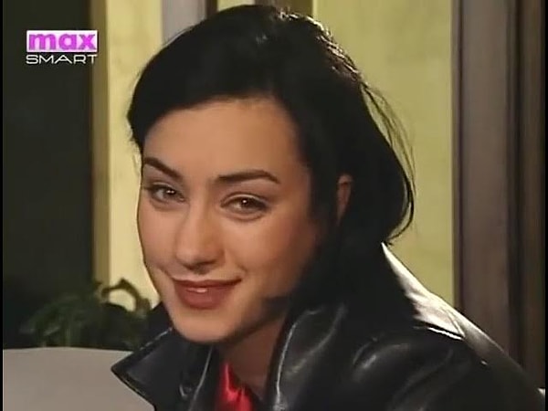 ATV’nin merakla beklenen yeni dizisi Aşk ve Gözyaşı ile ekrana dönmeye hazırlanan Sanem Çelik, rolü için dikkat çeken bir imaj değişikliğine gitti.