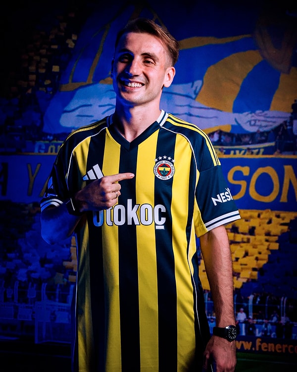 Kerem Aktürkoğlu, Benfica'dan Fenerbahçe'ye gelişiyle transfer gündeminde önemli bir yer tuttu.
