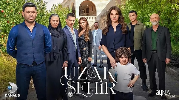 Uzun zamandır hasret kalınan aşiret dizisi özlemini iliklerine kadar gideren Uzak Şehir, geçtiğimiz sezonun en parlayan, en popüler dizisiydi biliyorsunuz.
