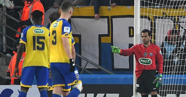 Manşetleri hat-trick yapan oyuncudan aldı.
