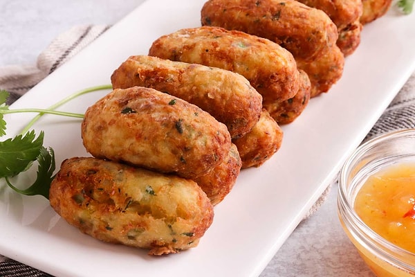 8. Balık Köftesi ve Sebze Karışımı