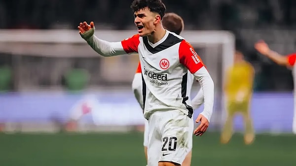 Bild, Frankfurt'un Can Uzun için gelecek tekliflerden beklentisini açıkladı.