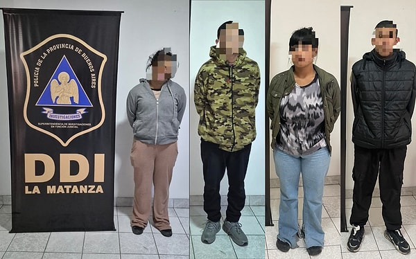 Buenos Aires Güvenlik Bakanı 4 kişinin yakalanarak tutuklandığını açıkladı.