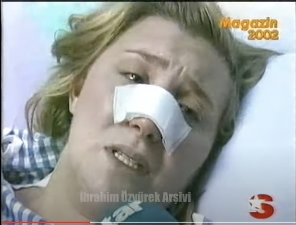 Zamanla anlaşmazlıklar, aldatma iddiaları, şiddet söylentileri gündeme geldi.
