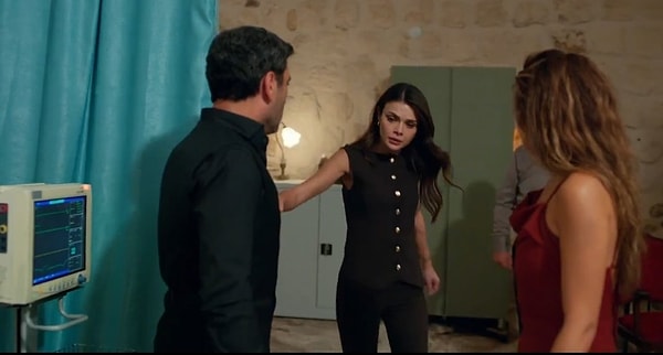 Biz Boran ha öldü ha ölecek derken Uzak Şehir'in yeni bölüm fragmanında ufak bir ipucu verilmiş olabileceğini fark ettik.