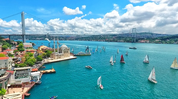 Sen bir dünya şehri olsan "İstanbul" olurdun!