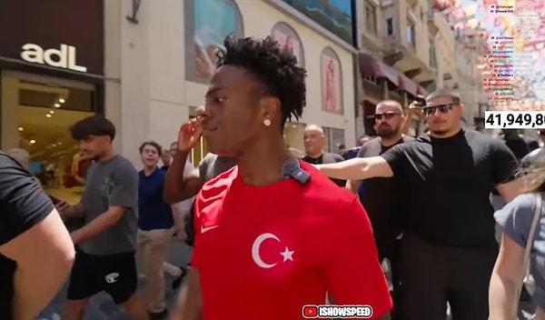 Ünlü yayıncı ülkemizi de yaz aylarında ziyaret etmişti.