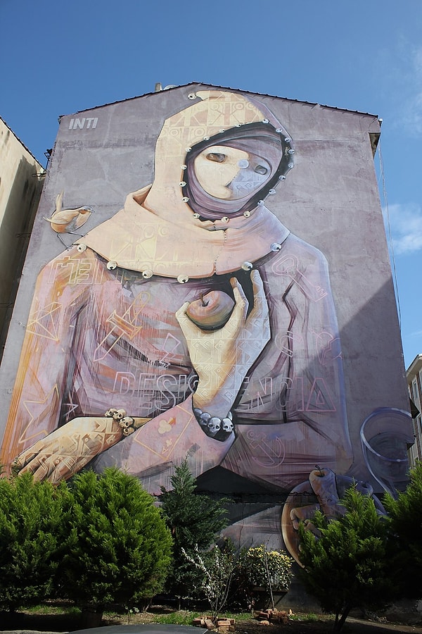 4. Yeldeğirmeni – A neighbourhood brimming with street art