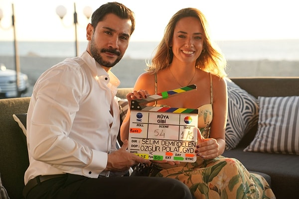 Uğur Güneş ve Seda Bakan objektiflere poz verdi!