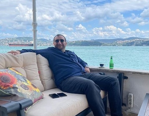 MHP’ye yakınlığı ile bilinen Avukat Serdar Öktem İstanbul’da uzun namlulu silahla saldırıya uğradı.
