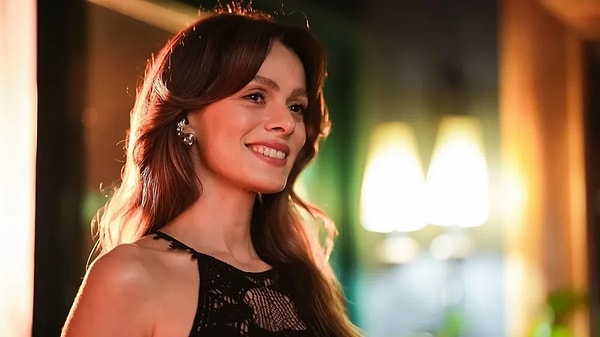 Özge Özpirinçci Gözaltına mı Alındı?