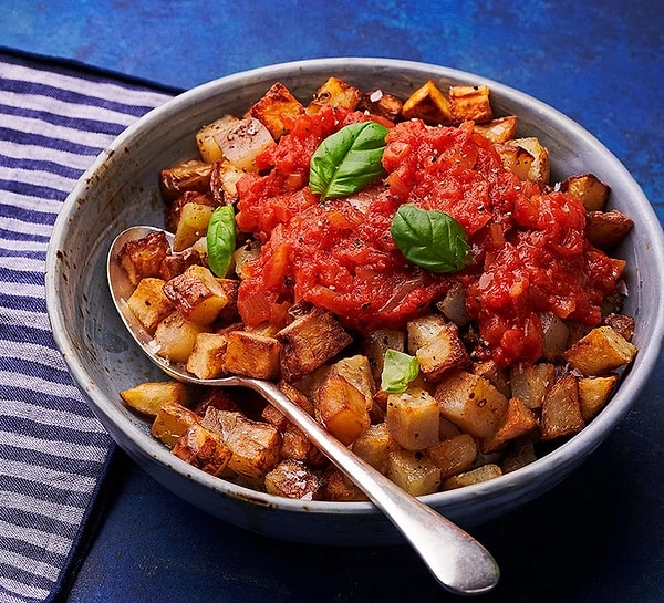 8. Patatas Bravas