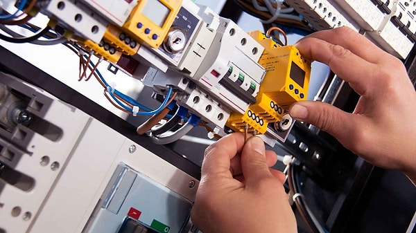 İngiltere, 82 farklı meslek grubu için yeni göçmenlik programını başlattı.