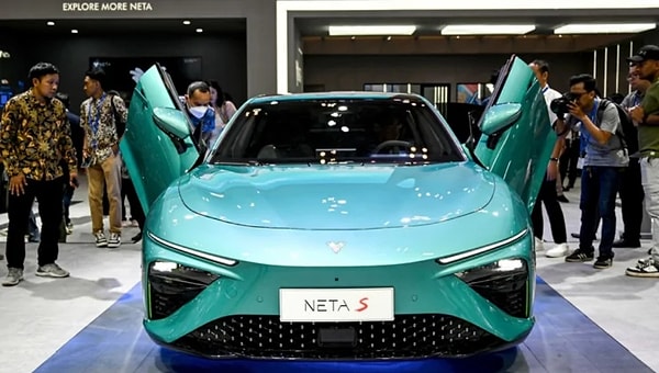 Bir dönem Toyota’yı satın alma girişimi ile tüm dünyada adını duyuran araba firmasından iflas haberi geldi.