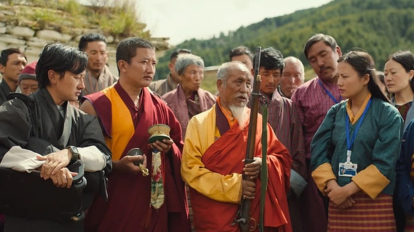 The Monk and the Gun (2023)