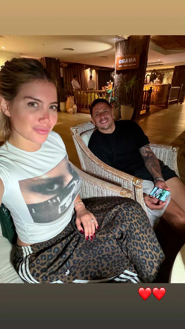 Şimdi hazırsanız sizi Wanda Nara'nın yeni sevgilisi, bir nevi yeni kurbanıyla tanıştırmak isteriz.