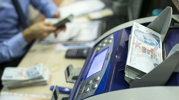En yüksek emekli maaş promosyonu veren bankalar vatandaşlar tarafından yakın takip ediliyor.