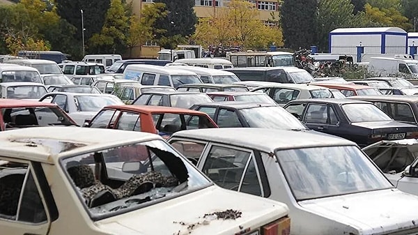 Yeni düzenleme, 25 yaşını doldurmuş araç sahiplerini yakından ilgilendiriyor.