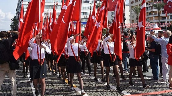 İzmir'de yapılacak olan 29 Ekim kutlamalarının nerede olacağına bakalım.