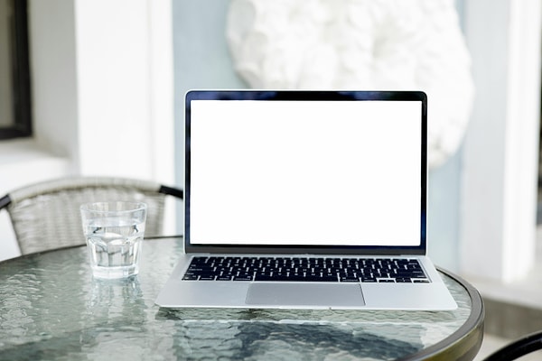 1. Başlıyoruz! Şirketin ilgili olacağı sektör ne olurdu?