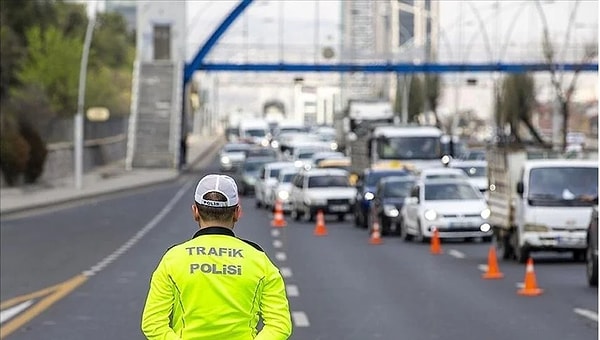 Valilik açıklamasına göre, İstanbul Emniyet Müdürlüğü Trafik Denetleme Şube Müdürlüğü tarafından yürütülecek düzenleme kapsamında kapalı olacak yolları açıkladı: