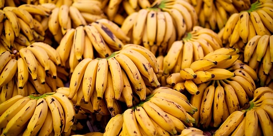 Your Bananas Will Stay Yellow and Fresh for 16 Days with This Innovative Storage Trick