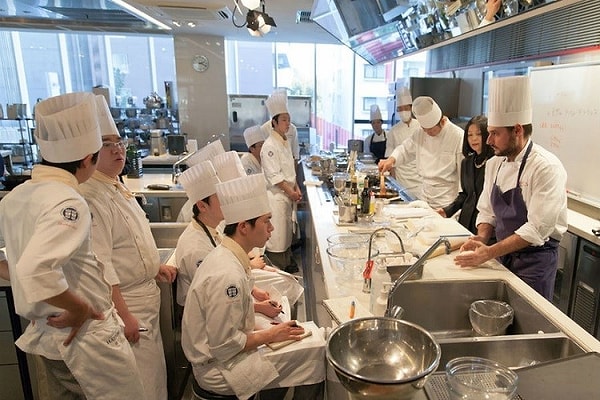 7. Hattori Nutrition College, Japonya