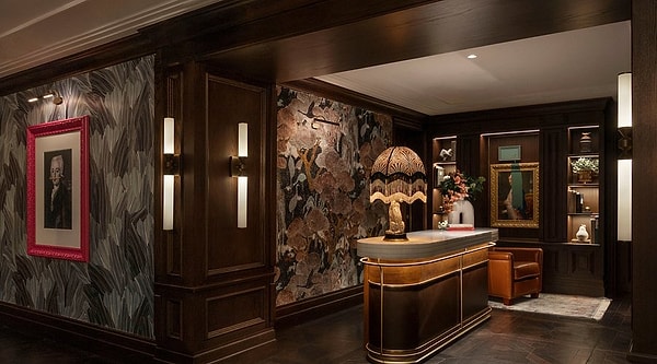 Restoranın Dubai'nin lüks mekanlarından Row on 45'te olduğu belirtildi.