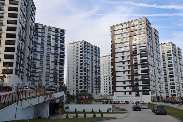 Site aidat 27 bin TL’ye yükseltildi.