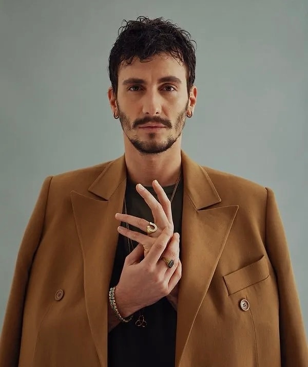 Bertan Asllani de Doc kadrosuna katıldı.