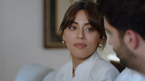 Doğa'yı canlandıran Sıla Türkoğlu'nun Kızılcık Şerbeti'nden ayrılığı kesinleşti.