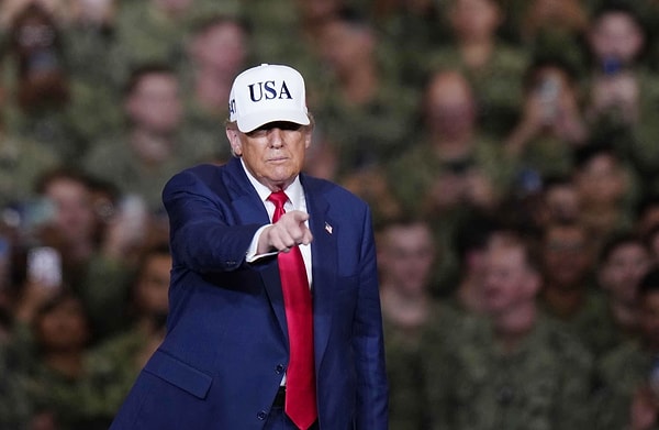 Trump’tan Zohran Mamdani’ye: “Komünist oy vermeyin!”