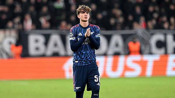 Bu isimlerden biri de 15 yaşındaki orta saha oyuncusu Max Dowman