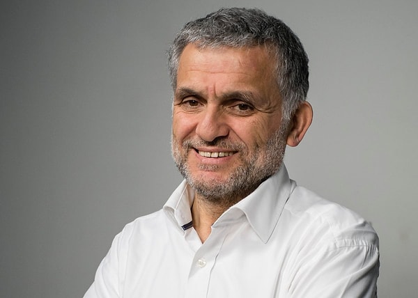 Ruşen Çakır Kimdir?