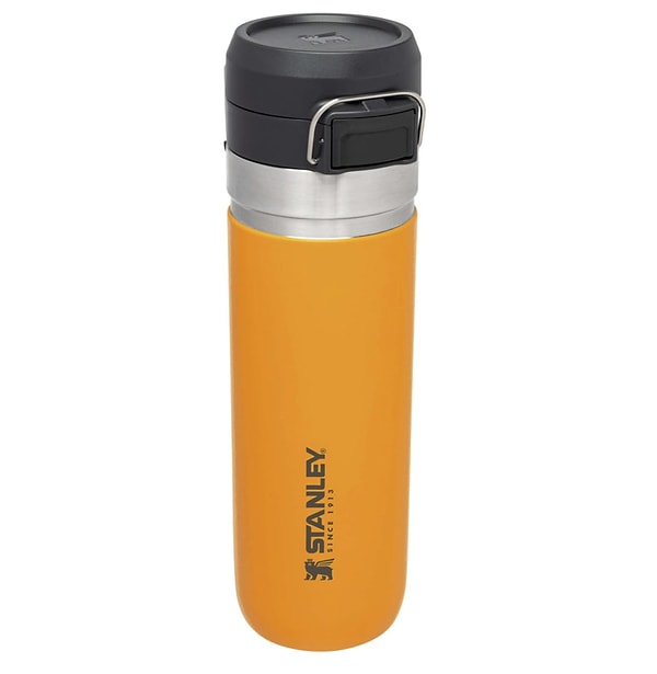 Stanley Quick Flip Paslanmaz Çelik Termos, yolda maceralarınızı ya da keşiflerinizi daha keyifli hale getirmek için tasarlanmış.