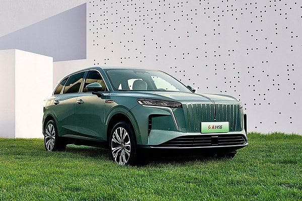 İç ve dış tasarımı da övgü aldı.