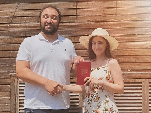 Sosyal medyayı ve stand-up gösterilerini yakından takip edenlerdenseniz Özgür Turhan'a mutlaka denk gelmişsinizdir.