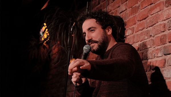 Aksel Gürel’in Kariyer Başlangıcı