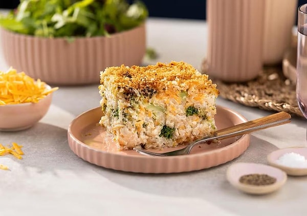 1. Güveçte Tavuklu ve Brokolili Pilav