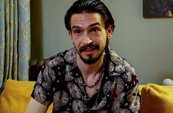 Ahmet Melih Yilmaz, an actor who etched himself into our memories with his portrayal of the character Timsah Celil in the series 'Çukur', underwent gender transition surgery in recent years.